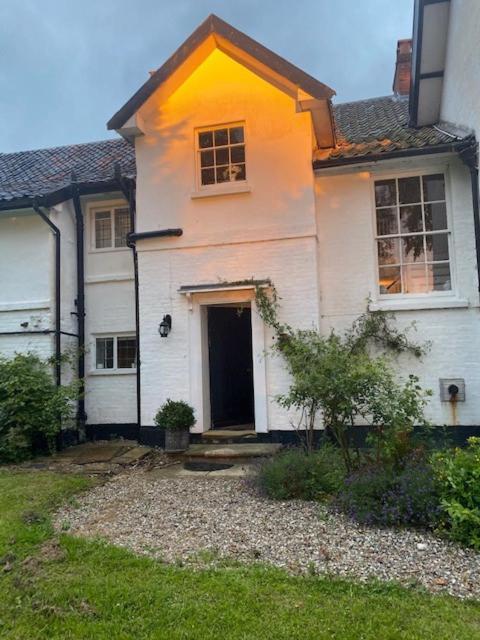 Old Rectory - Scoulton Great Ellingham Exterior foto